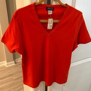 Style & Co top, with scalloped hem, soft stretchy material. Size L